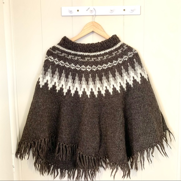 Sweaters - VTG Wool Blend Poncho
